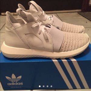 Brand New! Adidas Turbular Defiant Sneakers! SZ 6